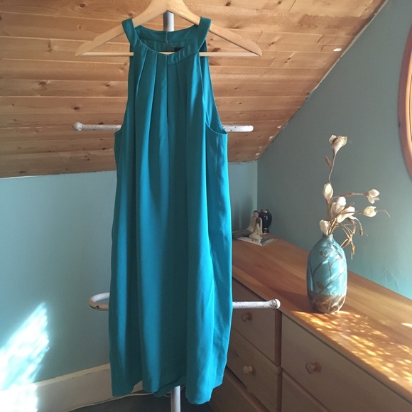 BCBG Max Azria SeaBreeze 🌊 - Picture 4 of 7